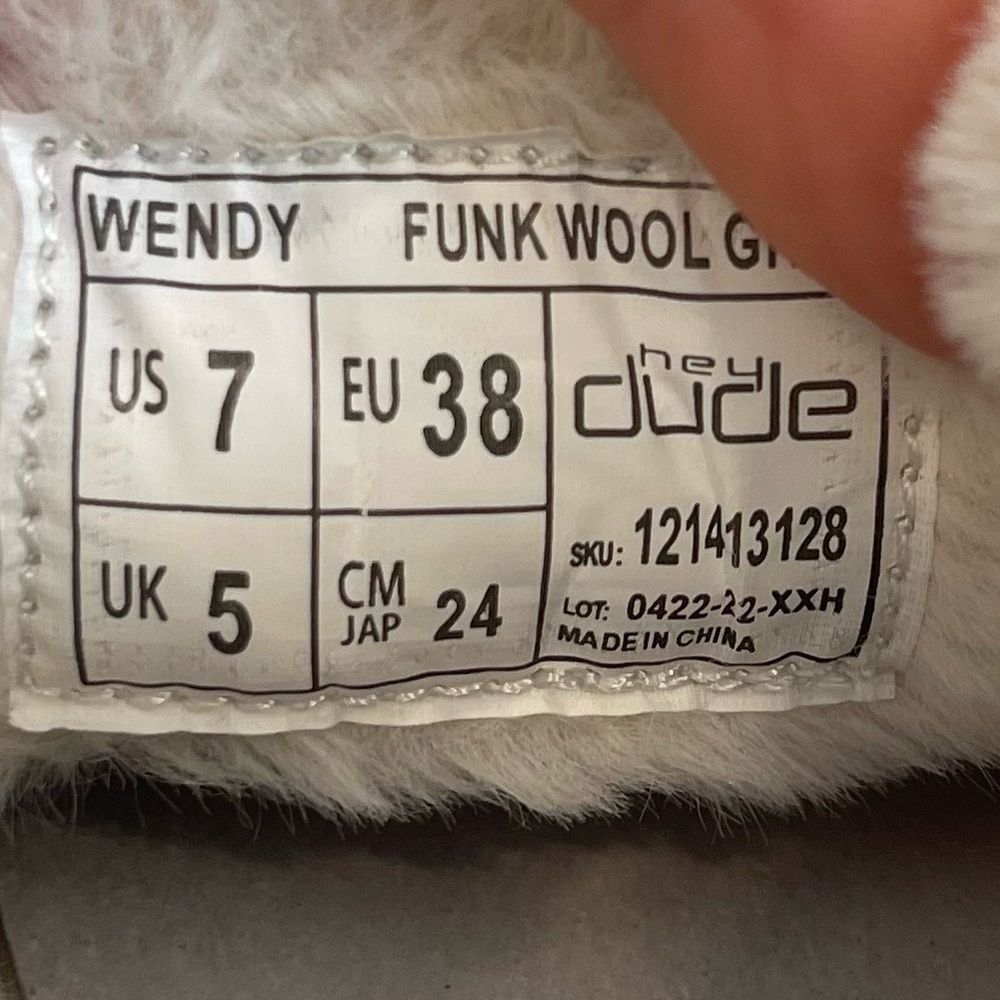 HEYDUDE Shoes Women's 7 Wendy Funk Wool Grey - Canvas Faux Fur 121413128 - Picture 2 of 11